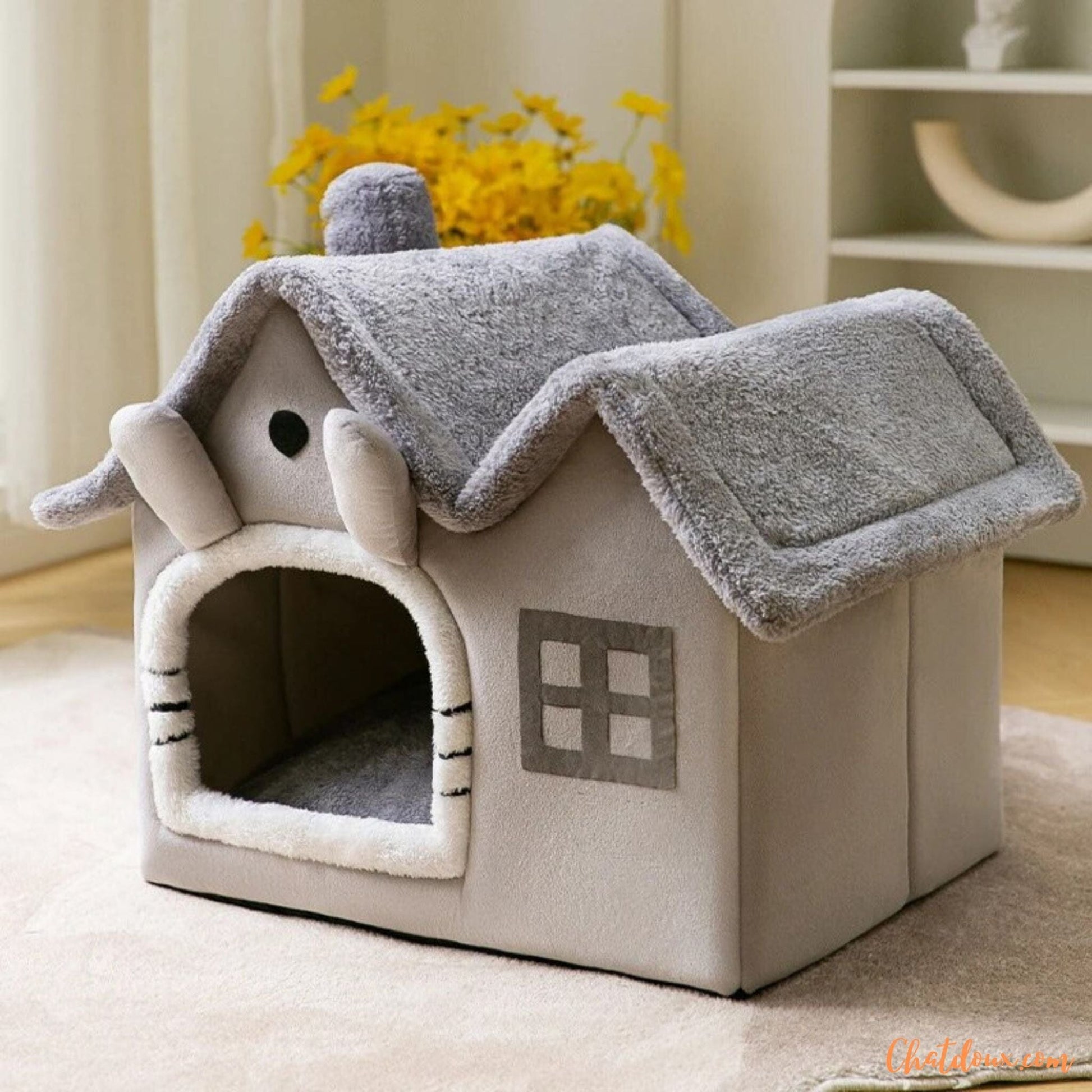 Niche-pour-chat-chateau-de-reveschatdoux