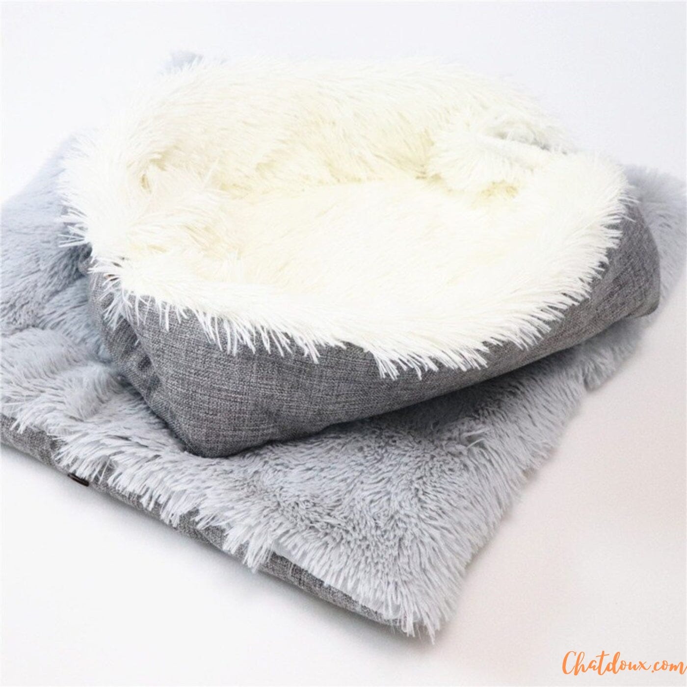 panier-pour-chat-couleur-blanc-gris